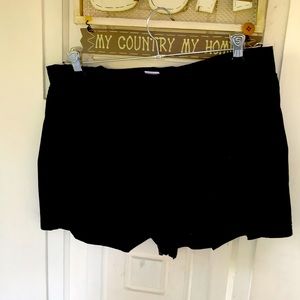Valia Black stretchy shorts.Ladies XL. Great condition.